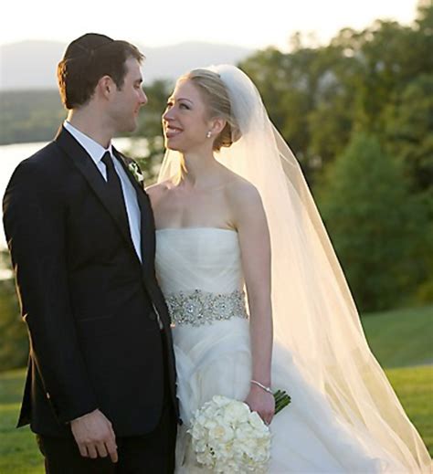 chelsea clinton wedding dress